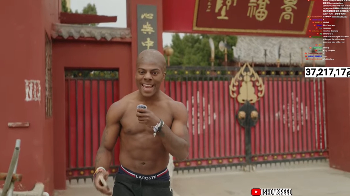光頭造型！Speed中國(guó)行來(lái)到鄭州少林寺，上香拜佛學(xué)功夫