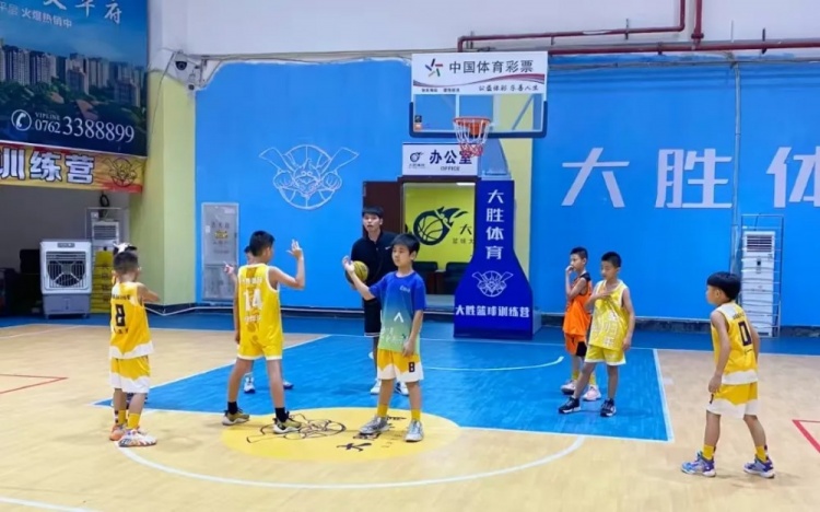 廣東河源體彩少兒籃球培訓(xùn)班：結(jié)營(yíng)不散場(chǎng)，夢(mèng)想正啟航