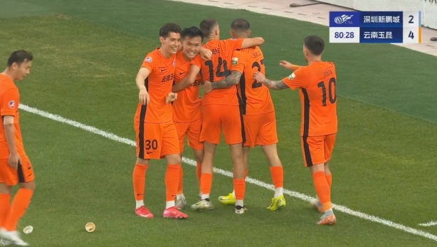玉昆4-2領(lǐng)先新鵬城！杜加利奇冒頂，徐宏杰得球抽射破門