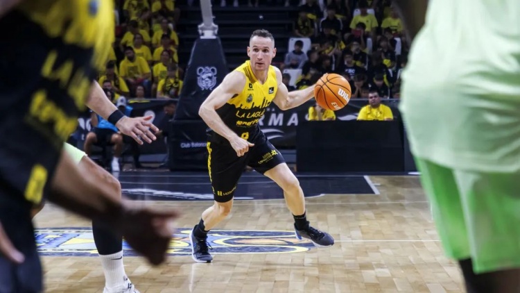 NBA初代老六，42歲進入生涯巔峰？！