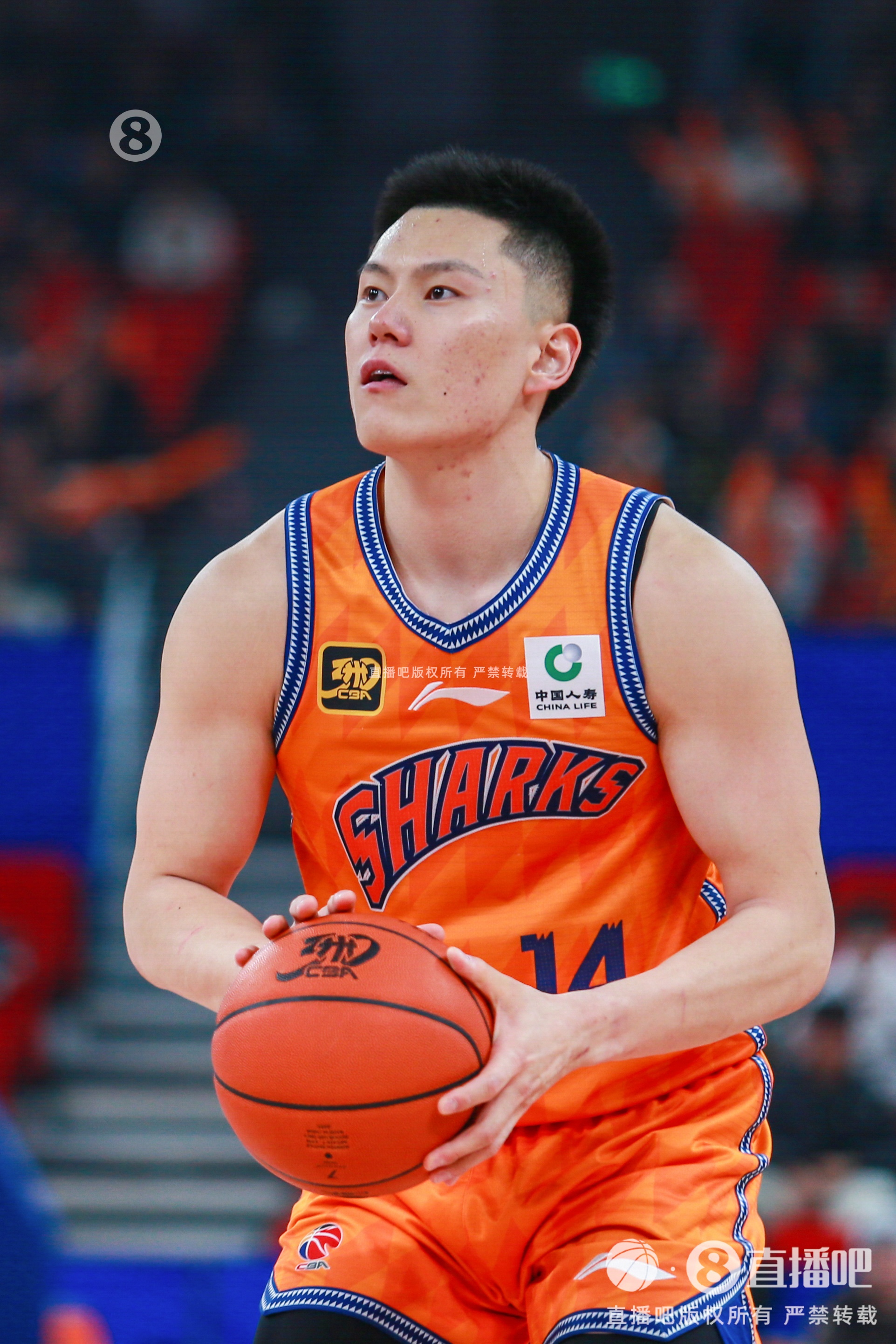 手感火熱！李弘權(quán)半場三分6中5得到15分3板0失誤